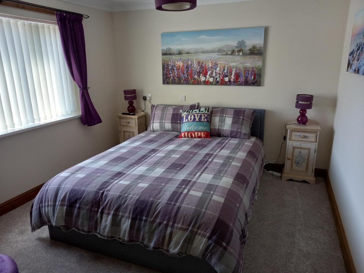 Pet Friendly Beautiful Detached Cottage Close To Spurn Point, Easington And Withersea Kingston upon Hull Exterior foto